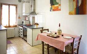 Cheap Apartment In The Old Village